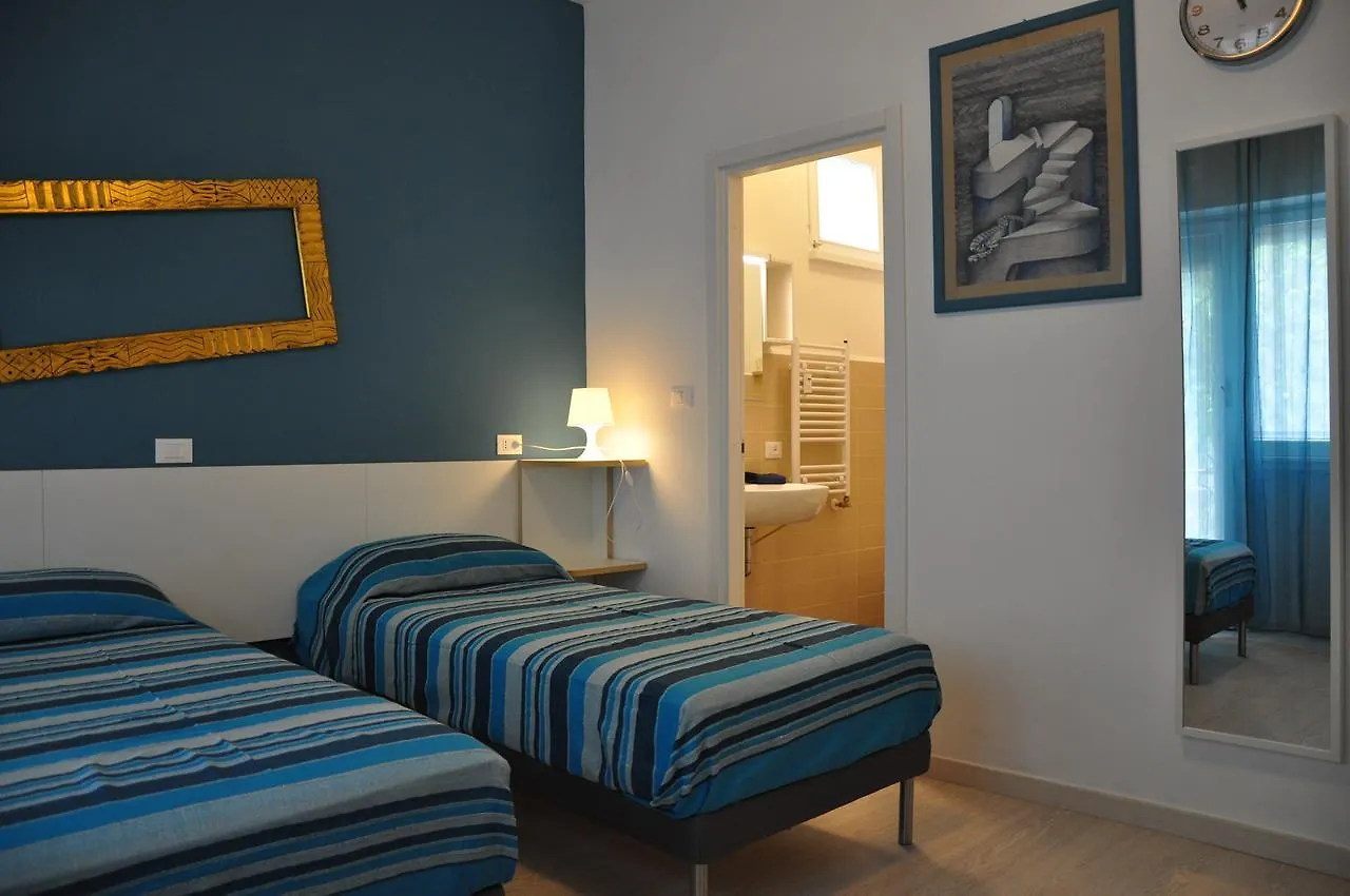 B&B Livinghouse Roma Alojamento de Acomodação e Pequeno-almoço